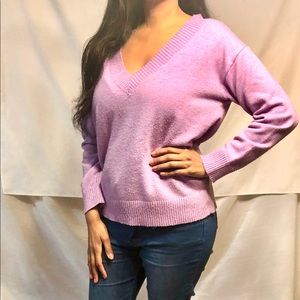 Forever 21 lavender sweater M
